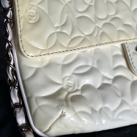 Authentic Chanel Chain Flap Bag Camellia Patent East West - Picture 16 of 16